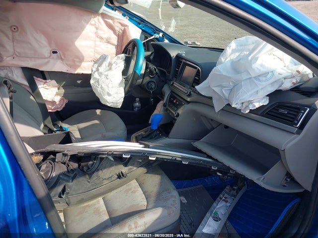 Hyundai Elantra 2017 5NPD84LF3HH160244 Image 5