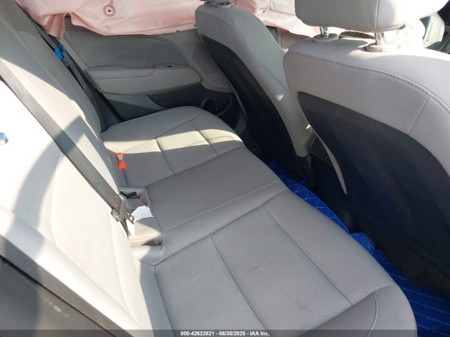 Hyundai Elantra 2017 5NPD84LF3HH160244 Image 8