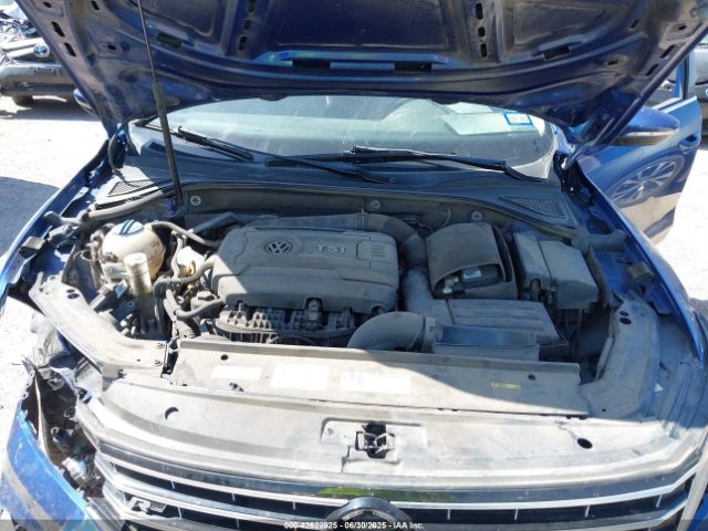 2017 VOLKSWAGEN PASSAT 1VWDT7A3XHC068954 Photo 9