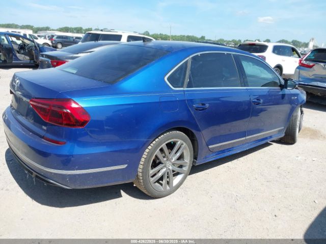 2017 VOLKSWAGEN PASSAT 1VWDT7A3XHC068954 Photo 3