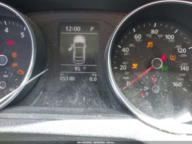 2017 VOLKSWAGEN PASSAT 1VWDT7A3XHC068954 Photo 6