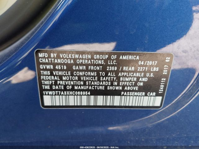 2017 VOLKSWAGEN PASSAT 1VWDT7A3XHC068954 Photo 8