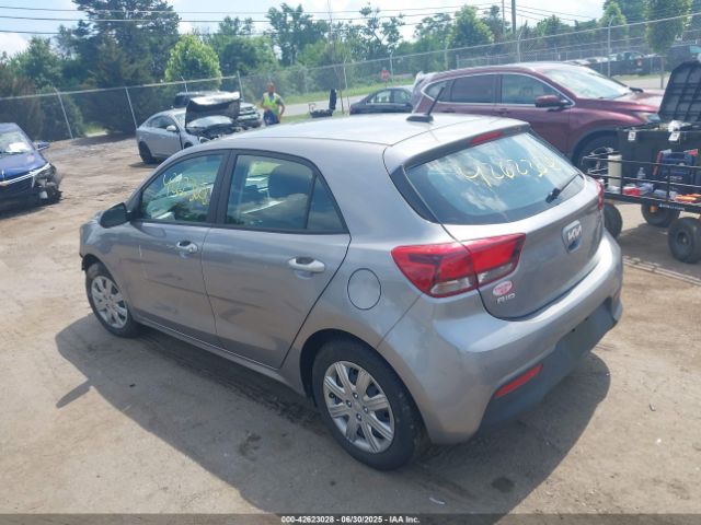 2023 KIA RIO 5-DOOR 3KPA25AD8PE629486 Photo 2