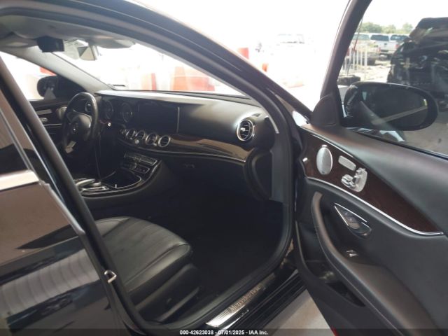 2018 MERCEDES-BENZ E 300 WDDZF4JB9JA425814 Photo 4