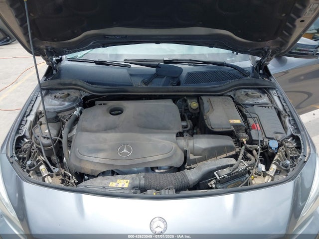 WDDSJ4GB7GN372071 Mercedes-Benz CLA-Class
