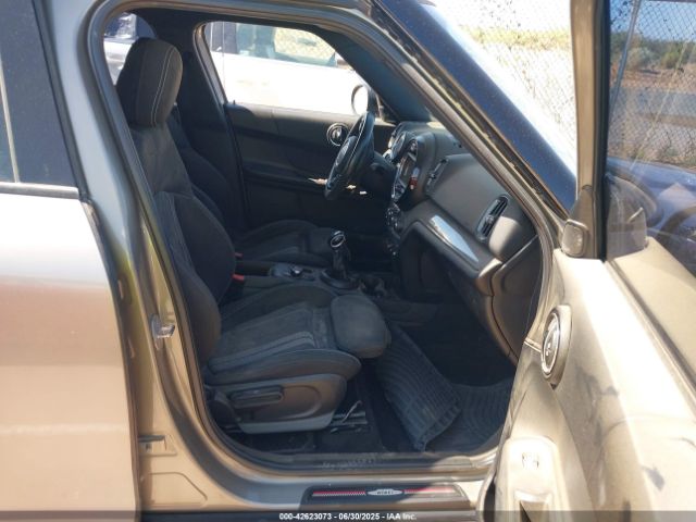 2018 MINI COUNTRYMAN WMZYS7C3XJ3E08133 Photo 4