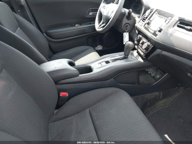 3CZRU6H39JG719882 Honda HR-V LX