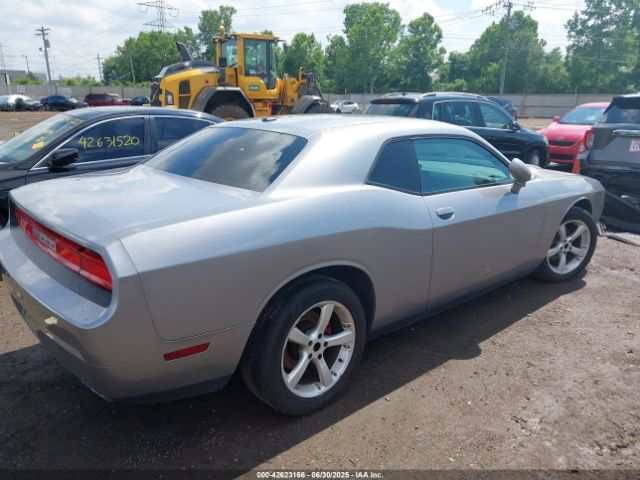 2013 DODGE CHALLENGER 2C3CDYAG7DH675121 Photo 3