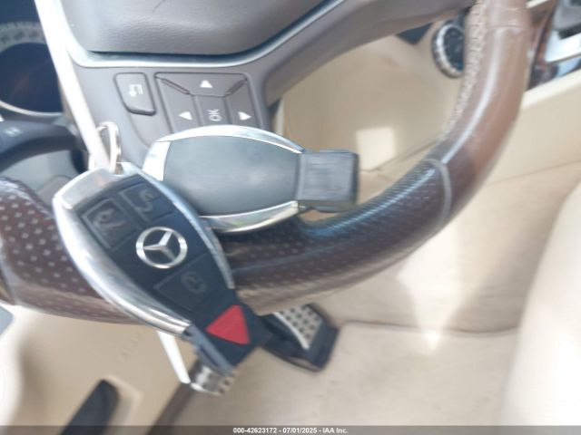 2013 MERCEDES-BENZ C 250 WDDGF4HB8DR249485 Photo 10