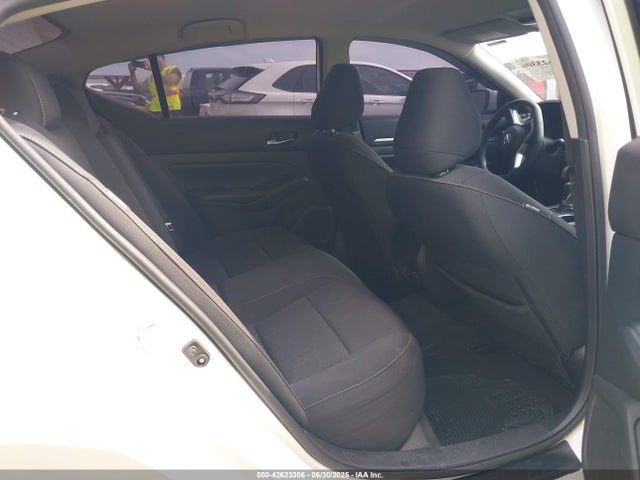 Продажа на аукционе авто 2022 Nissan Altima Sv Intelligent Awd, vin: 1N4BL4DW0NN355272, номер лота: 42623306