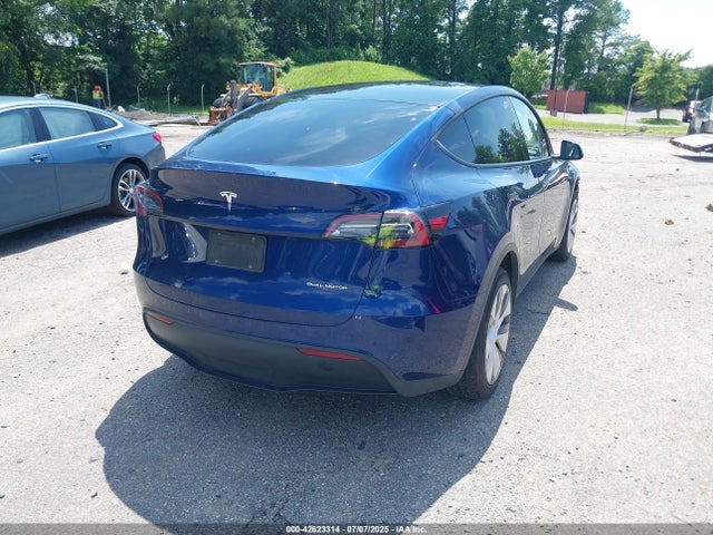 Tesla Model Y 2023 7SAYGDEEXPA115470 Image 4
