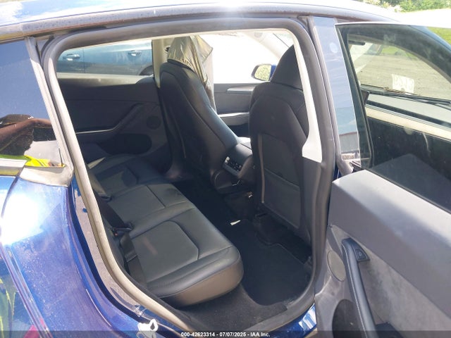 Tesla Model Y 2023 7SAYGDEEXPA115470 Image 8