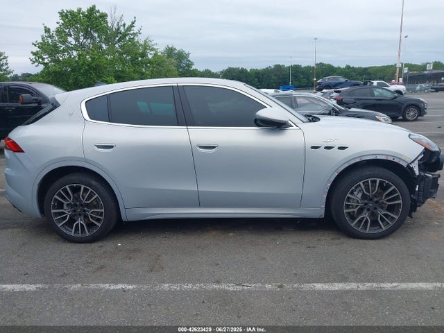 Maserati 2024 2024 ZN6PMDAA4R7455230 Image 13