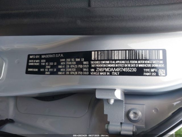 2024 MASERATI GRECALE ZN6PMDAA4R7455230 Photo 8