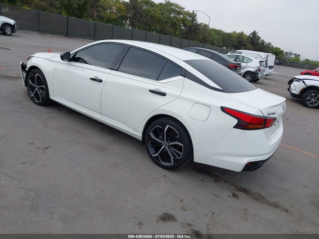 Nissan 2025 2025 1N4BL4CV7SN328445 Image 3