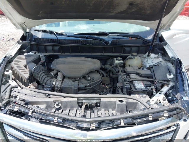 2017 CADILLAC XT5 1GYKNBRS4HZ171703 Photo 9