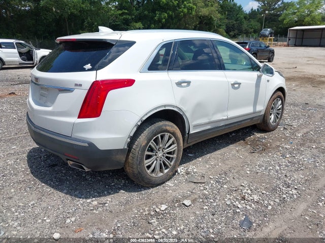 2017 CADILLAC XT5 1GYKNBRS4HZ171703 Photo 3