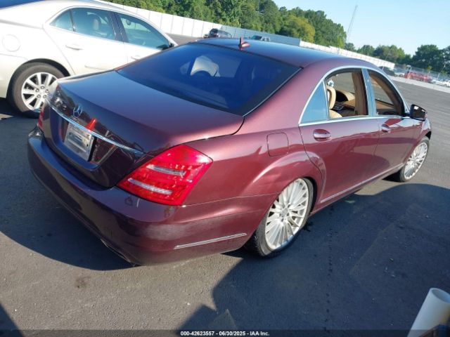 2010 MERCEDES-BENZ S 550 WDDNG7BB7AA340093 Photo 3