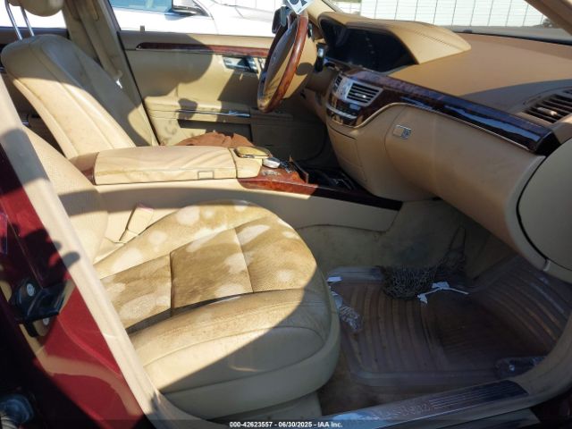2010 MERCEDES-BENZ S 550 WDDNG7BB7AA340093 Photo 4