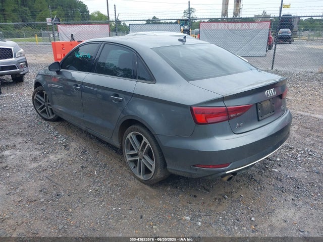 2018 AUDI A3 WAUB8GFF1J1011605 Photo 2