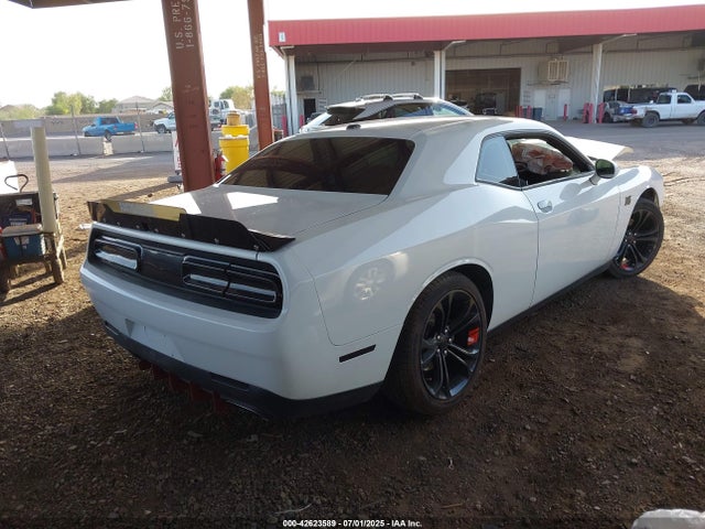 Dodge Challenger 2021 2C3CDZBT5MH524795 Image 4