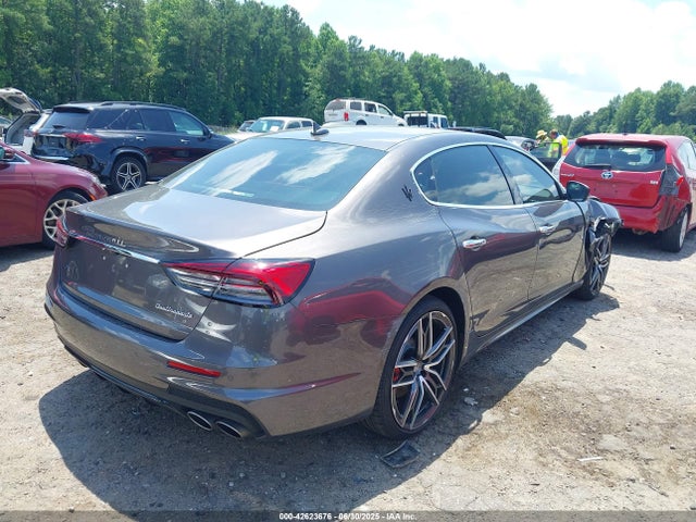 ZAM56YRM8PX420272 Maserati Quattroporte