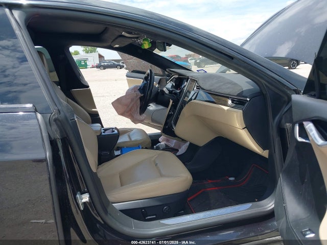 2016 TESLA MODEL S 5YJSA1E41GF120232 Photo 4