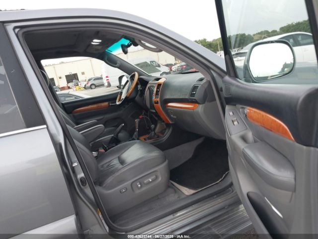 2004 LEXUS GX 470 JTJBT20XX40060248 Photo 4