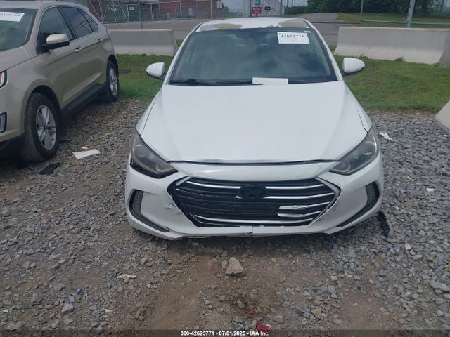 5NPD84LF6HH017210 Hyundai 2017
