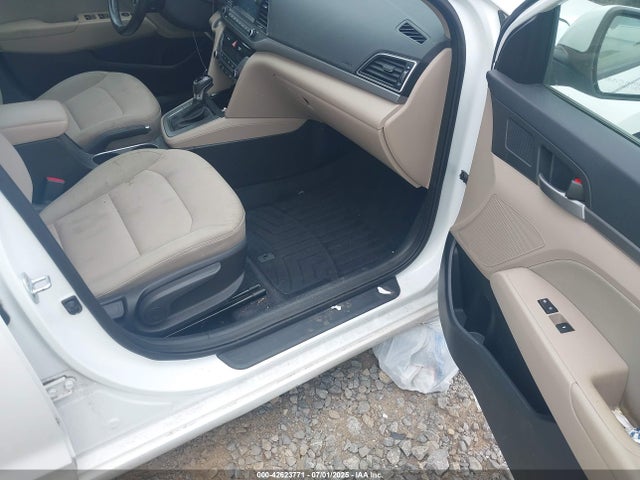 5NPD84LF6HH017210 Hyundai 2017