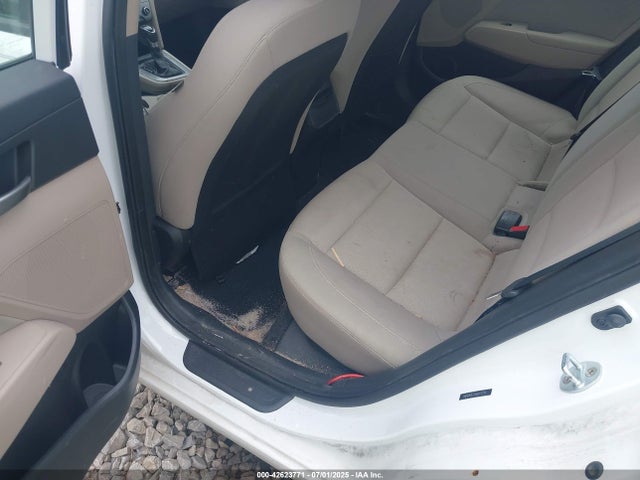 5NPD84LF6HH017210 Hyundai 2017