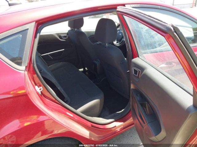 3FADP4EE7FM110886 Ford 2015