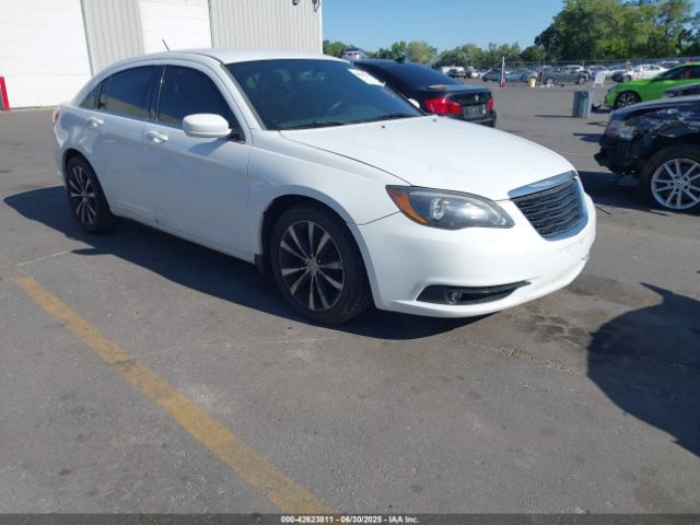 2013 CHRYSLER 200 1C3CCBCG0DN577956