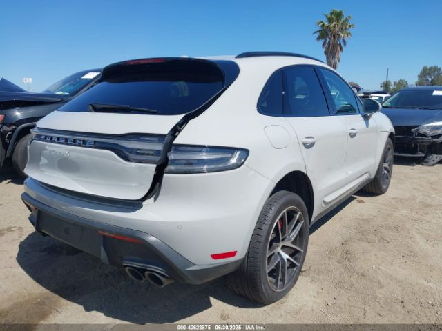 2024 PORSCHE MACAN WP1AG2A50RLB40128 Photo 3