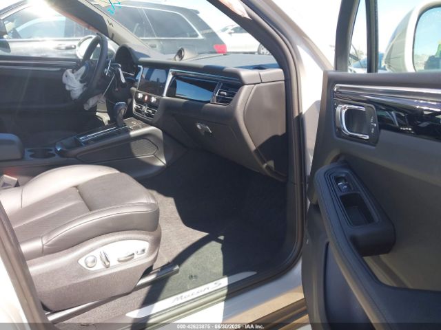 2024 PORSCHE MACAN WP1AG2A50RLB40128 Photo 4