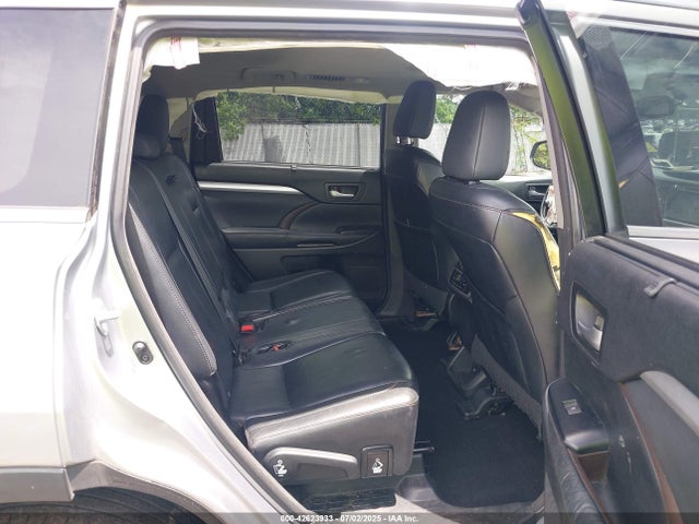 Продаж на аукціоні авто 2015 Toyota Highlander Xle V6, vin: 5TDJKRFH9FS135872, номер лоту: 42623933