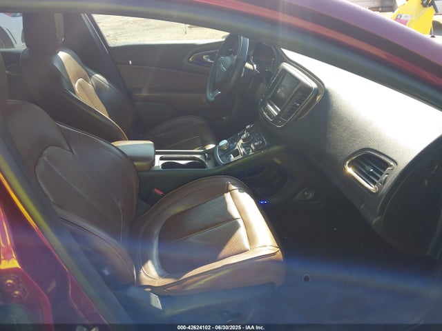 1C3CCCCG1FN711835 Chrysler 200