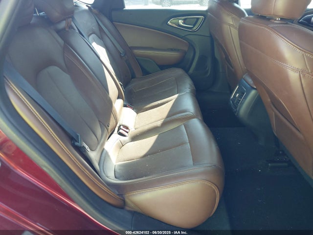 1C3CCCCG1FN711835 Chrysler 200