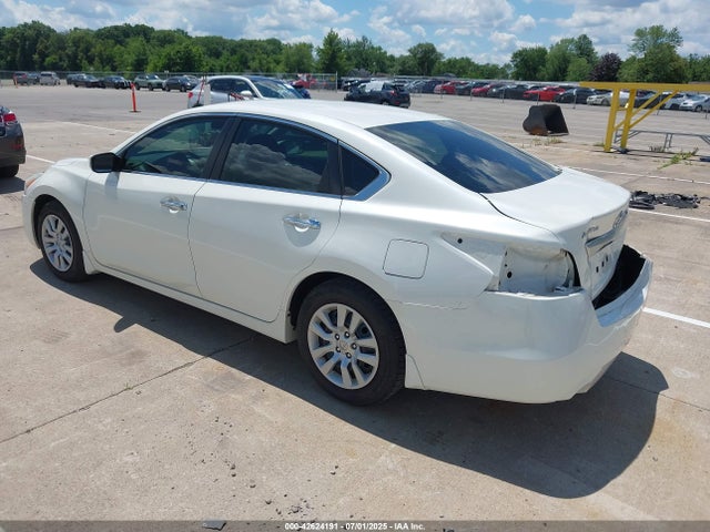 Nissan Altima 2015 1N4AL3AP5FC190433 Image 3
