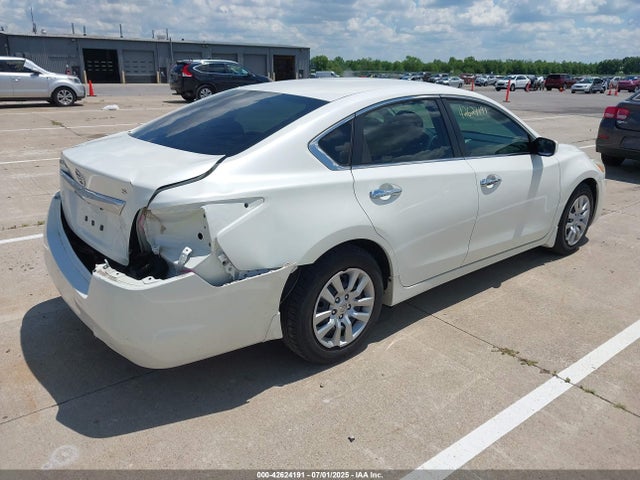 Nissan Altima 2015 1N4AL3AP5FC190433 Image 4