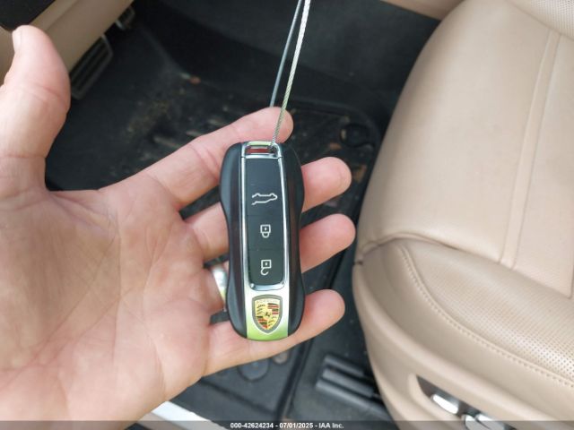 2021 PORSCHE CAYENNE WP1AF2AY3MDA36233 Photo 10