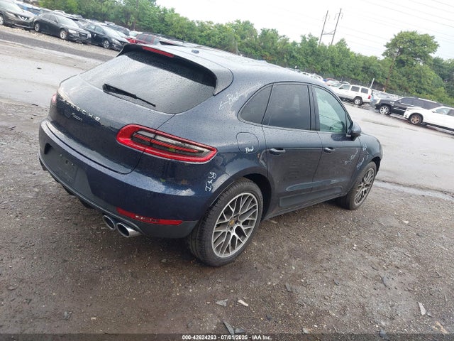 Porsche Macan 2018 WP1AA2A53JLB25189 Image 4