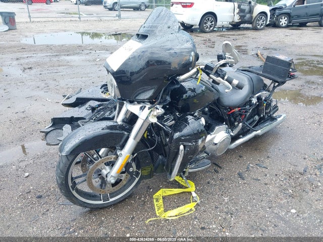 1HD1KBC14KB627319 Harley-Davidson Street Glide