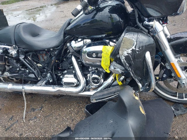 1HD1KBC14KB627319 Harley-Davidson Street Glide