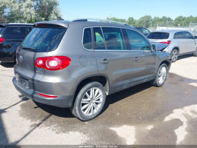 2011 VOLKSWAGEN TIGUAN WVGBV7AXXBW541213 Photo 3