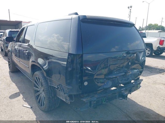 2014 CADILLAC ESCALADE ESV 1GYS4JEF4ER190026 Photo 2