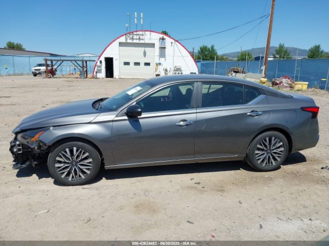 1N4BL4DV9SN367665 Nissan 2025