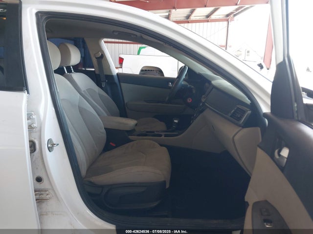 5XXGT4L39JG217193 KIA gdi