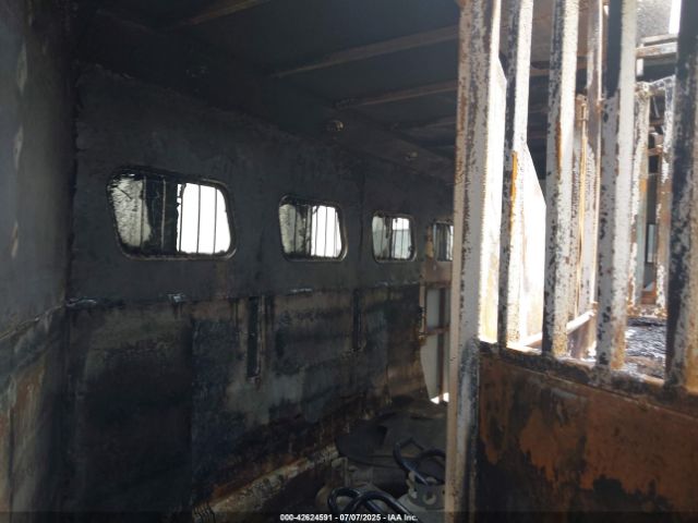 2005 OTHER OTHER 49SH735235P025041 Photo 7