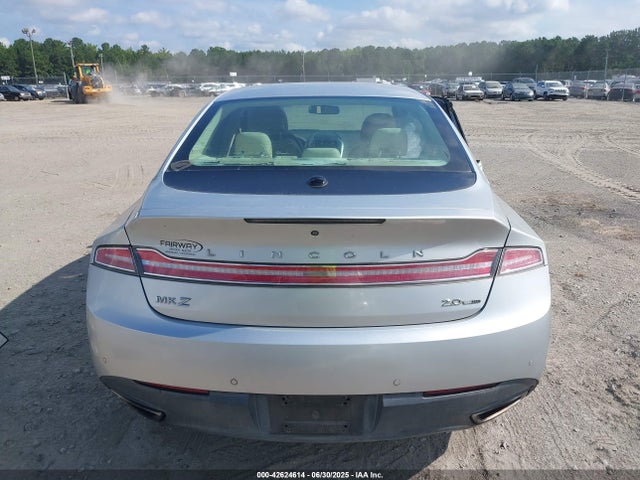 3LN6L2G96ER821995 Lincoln 2014
